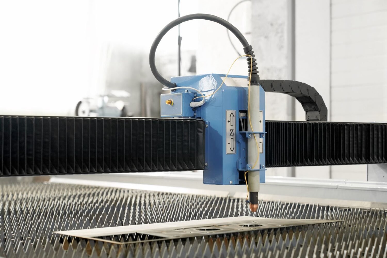 Best Laser Tube Cutter Brands in Canada: Service, Cost & Local Support